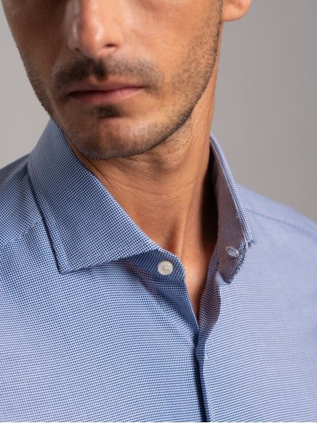 Camicia uomo tessuto armaturato micro disegno bicolor