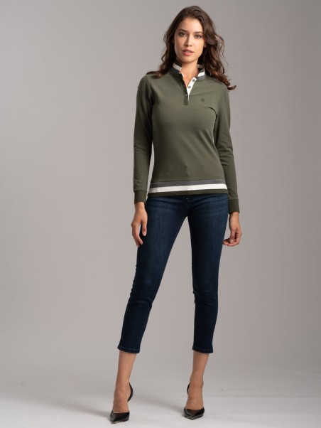 Polo de mujer de punto elástico con cuello y bajo de canalé