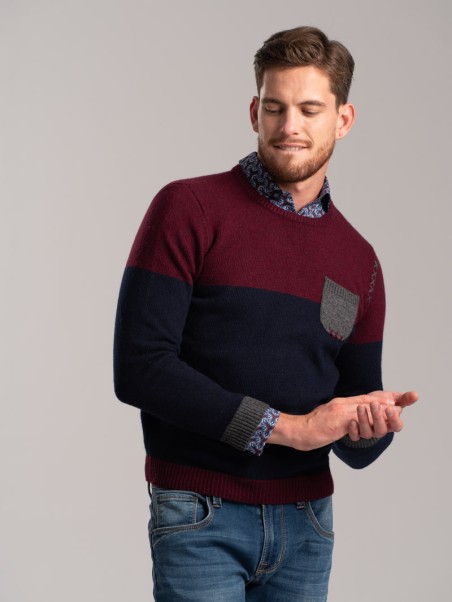 Jersey bicolor de hombre en mezcla de lana con cuello redondo y bolsillo en contraste