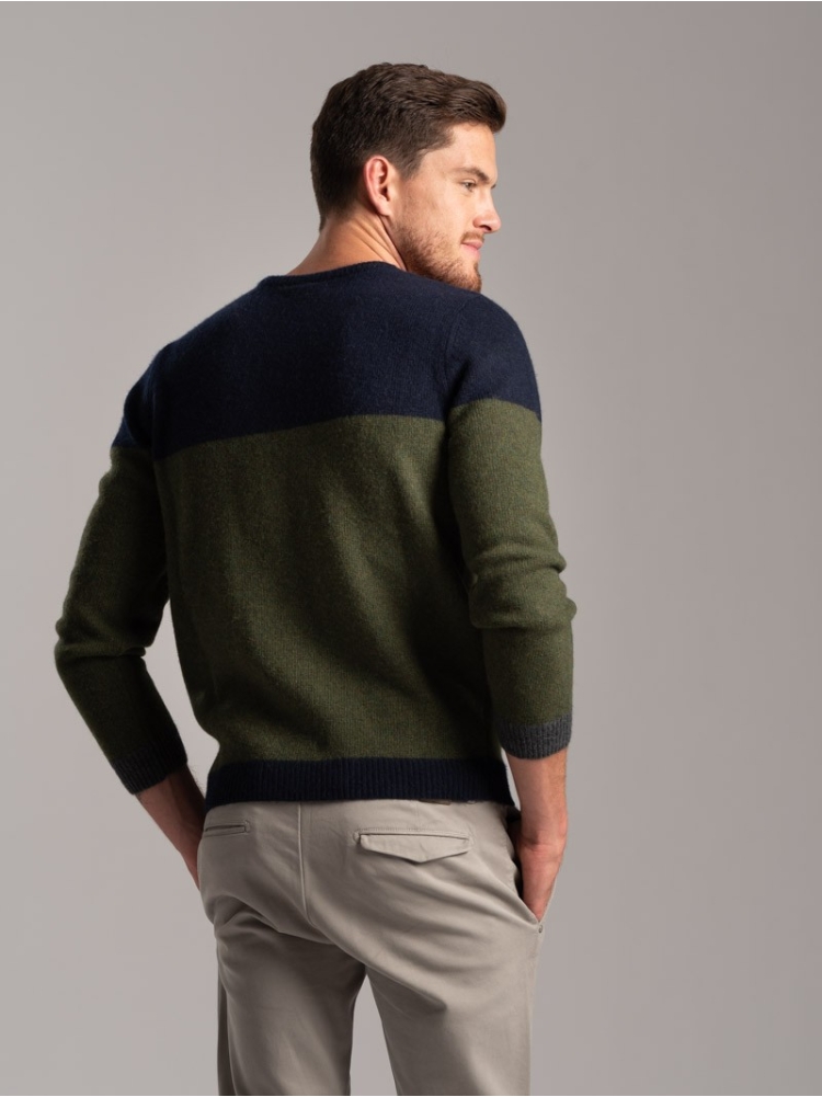 Jersey bicolor de hombre en mezcla de lana con cuello redondo y bolsillo en contraste