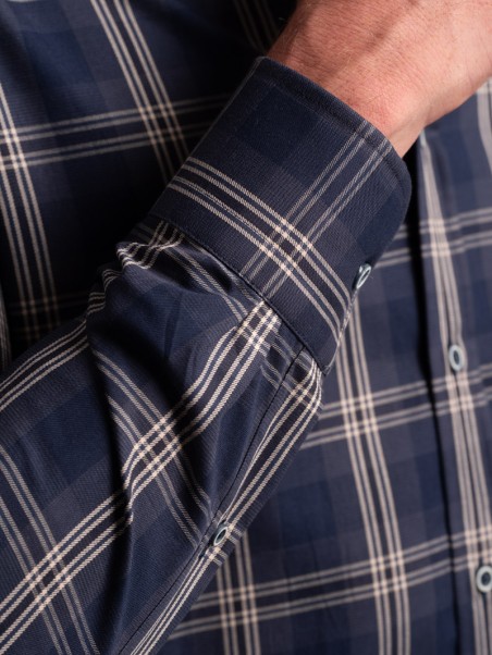Camisa madrás bicolor de hombre en tejido de sarga cuello semifrancés