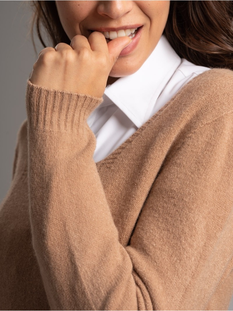 Maglia donna corta scollo squadrato in filato di viscosa