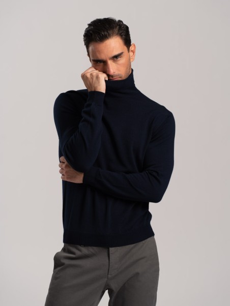 Jersey liso de cuello alto para hombre en lana merina