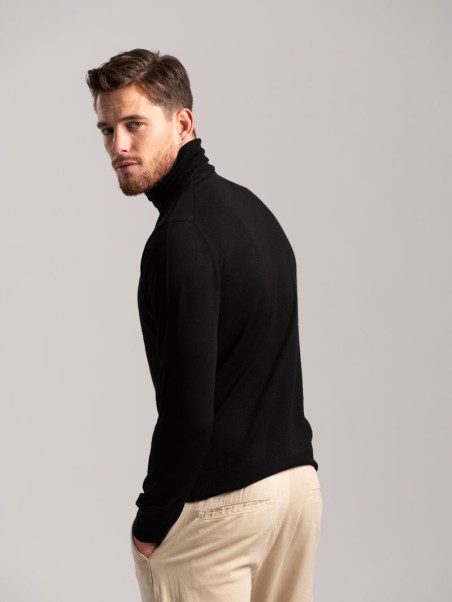 Jersey liso de cuello alto para hombre en lana merina