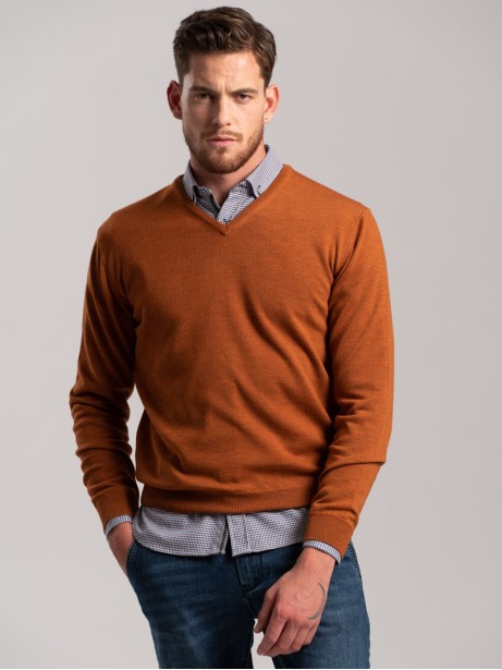Jersey de cuello en V de lana merina para hombre 2