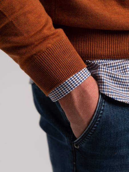 Jersey de cuello en V de lana merina para hombre