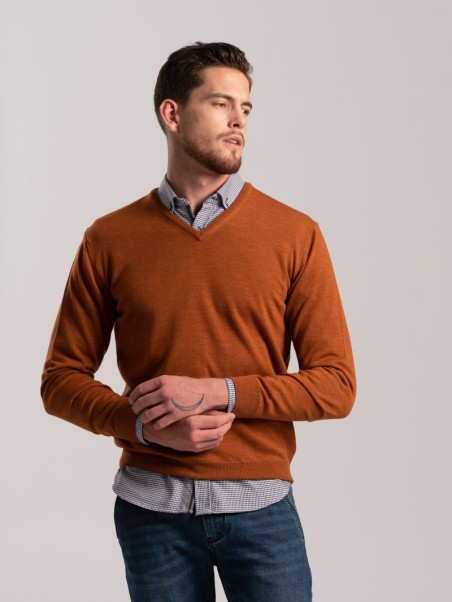 Jersey de cuello en V de lana merina para hombre