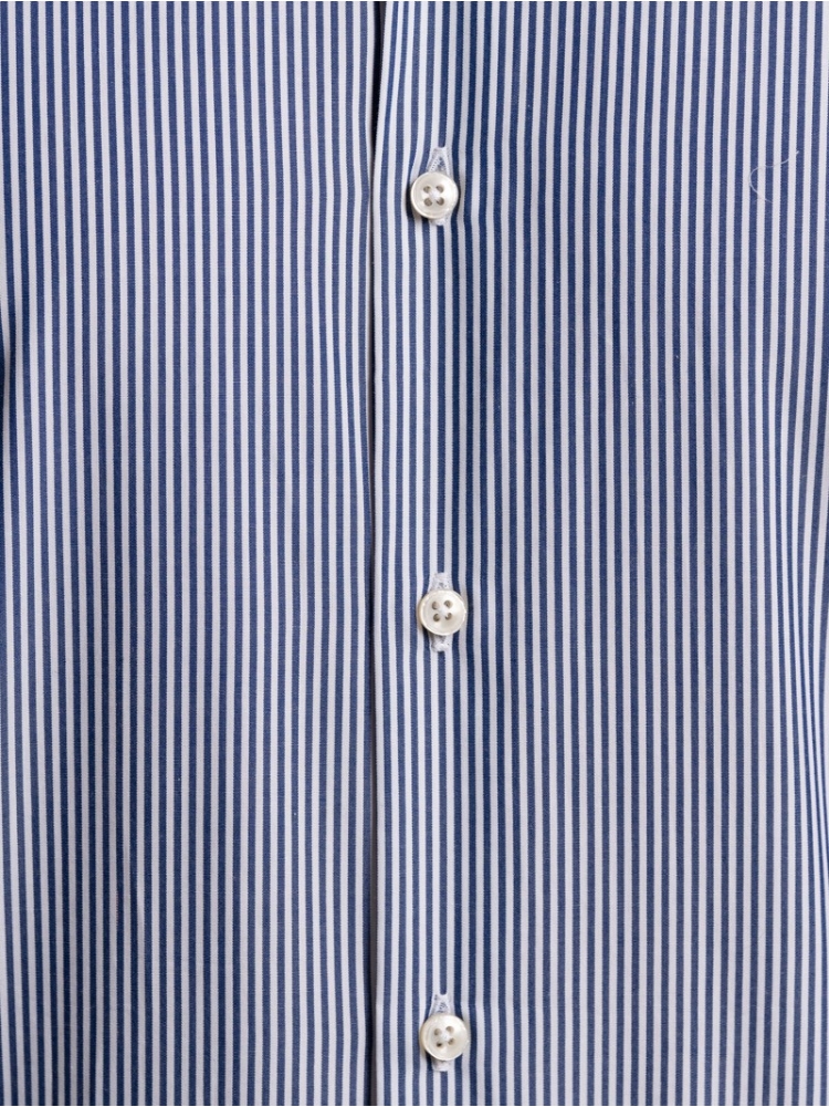 Camisa de rayas para hombre en tejido popelín Cuello abotonado