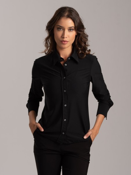 Camisa de mujer de color liso en tejido Tecno