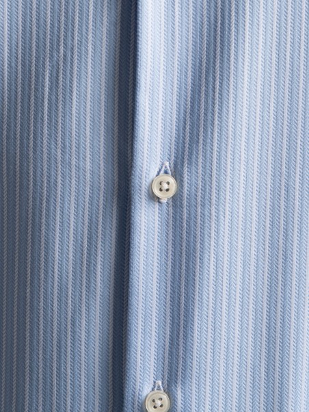 Camicia uomo in tessuto twill micro spina pesce collo semi francese