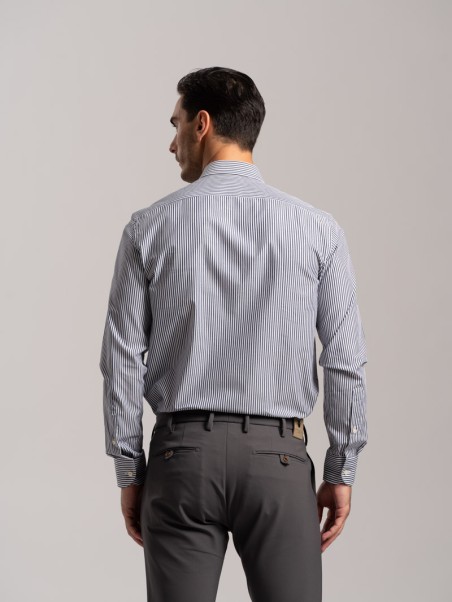 Camisa de rayas para hombre en tejido popelín Cuello abotonado