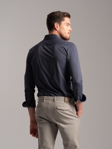 Camisa masculina micropatín en tejido TECNO cuello semifrancés