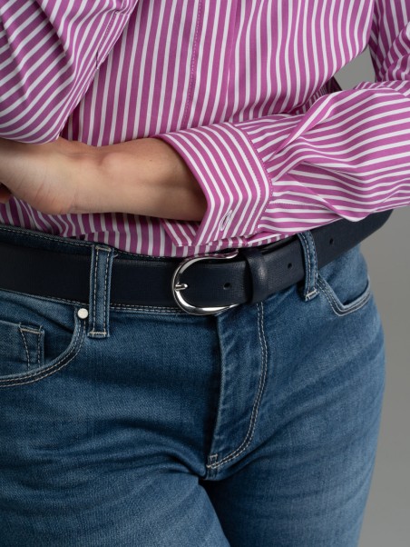 Vaqueros de mujer con cinco bolsillos y lavado medio