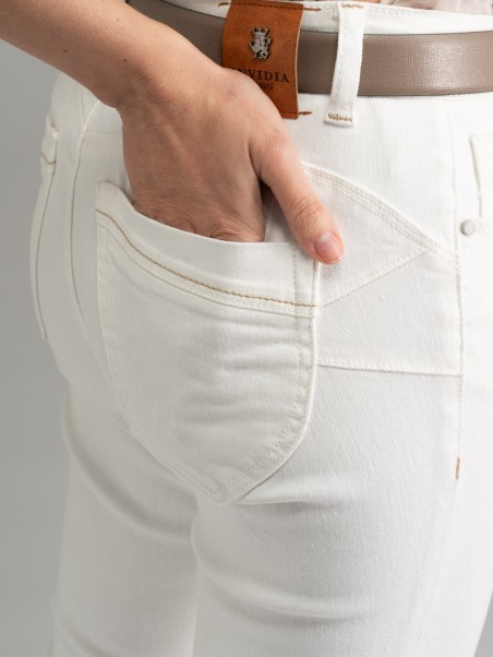 Jeans donna cinque tasche bianco con impunture