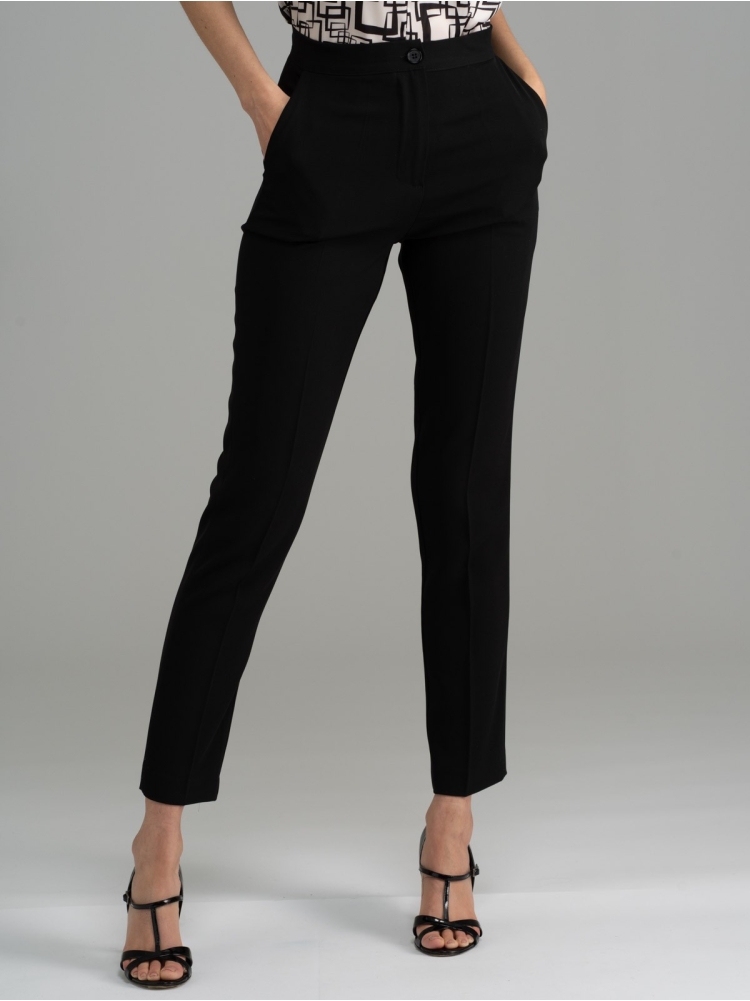 Pantalón cadi negro de mujer
