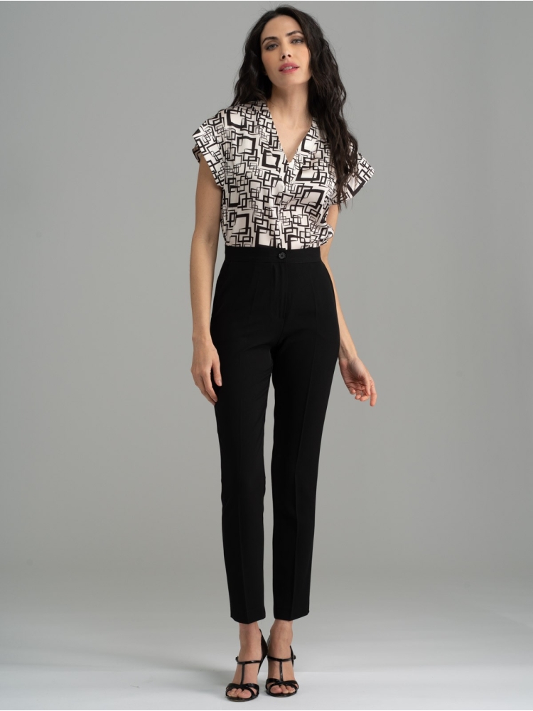Pantalón cadi negro de mujer