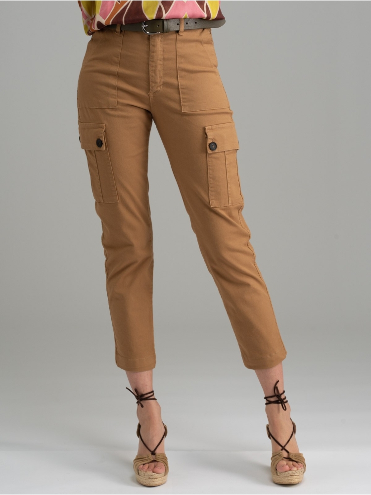 Pantalón cargo de mujer en algodón elástico color canela