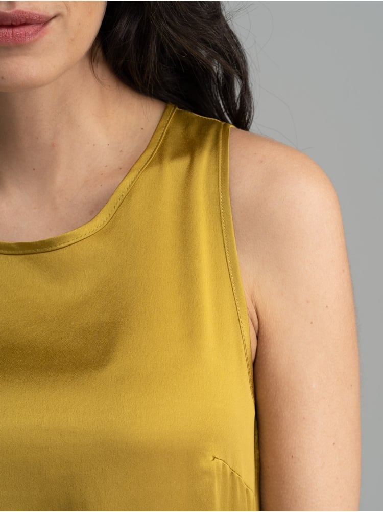 Camisa lisa sin mangas para mujer