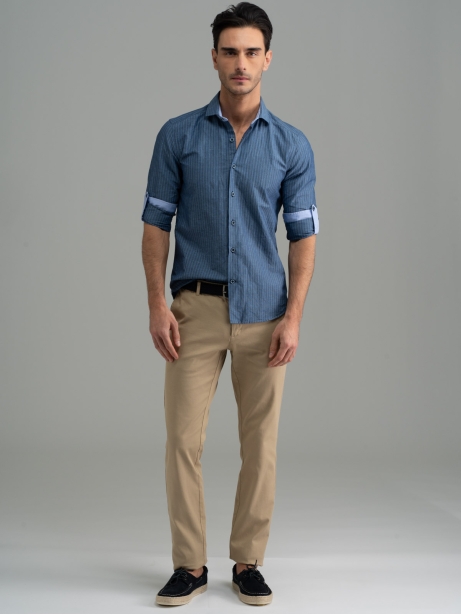 Camisa masculina de rayas en mezcla de lino con cuello semifrancés 2