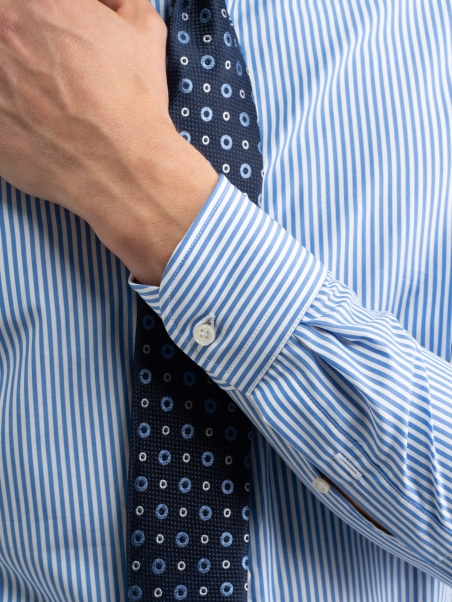 Camisa de cuello abotonado a rayas de oficina para hombre