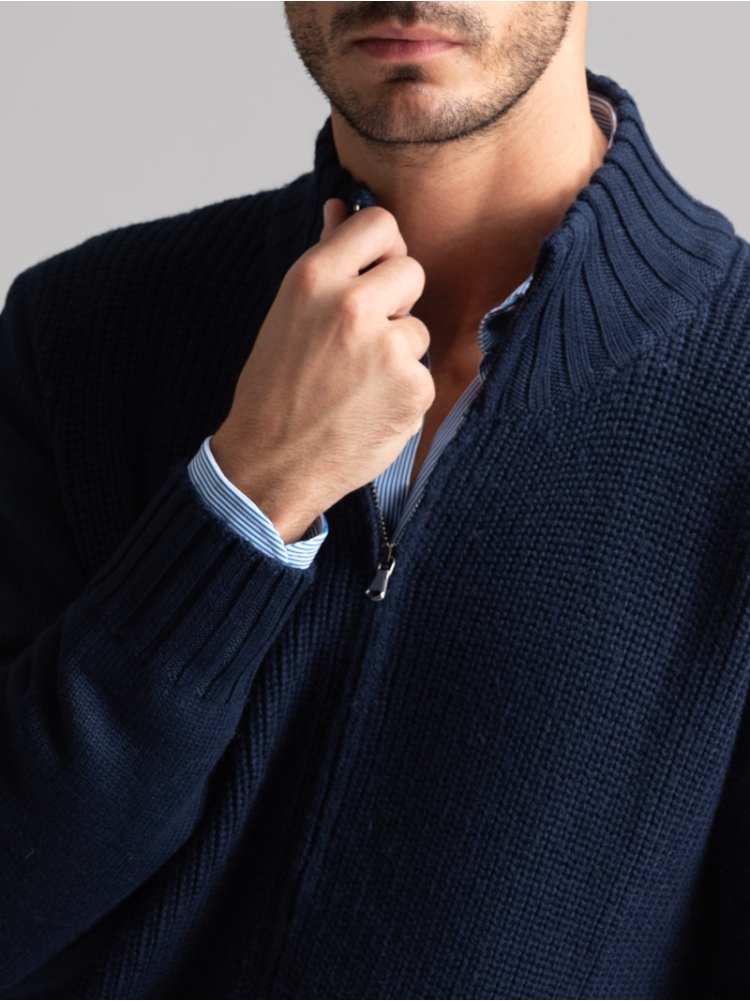Jersey de cuello alto con mezcla de cachemira para hombre