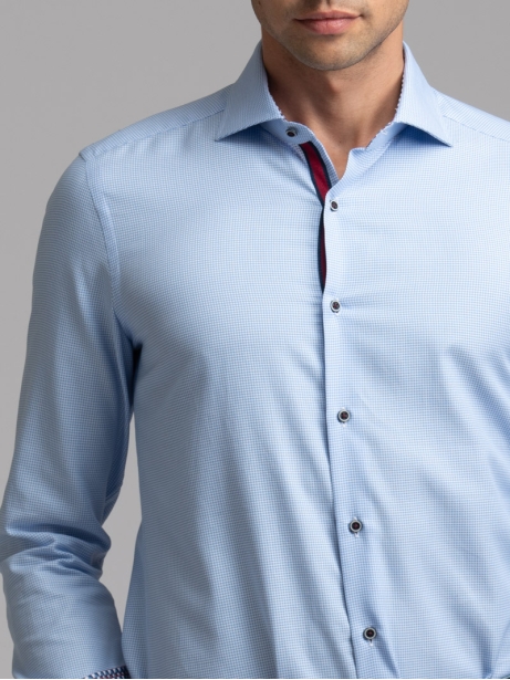 Camisa azul claro de caballero con cuello semifrancés reforzado 2