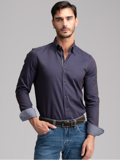 Camisa de micro lunares azul oscuro para hombre con cuello abotonado