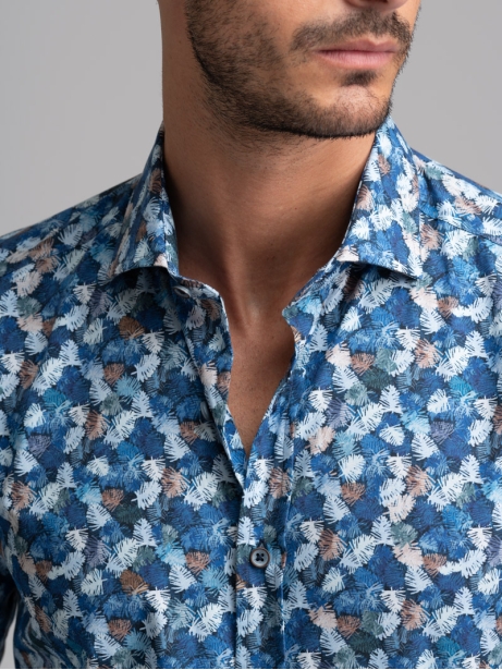 Camisa de hombre con cuello semifrancés estampado de hojas 2