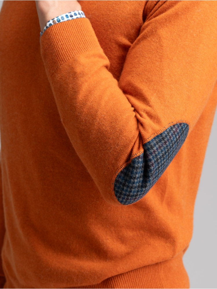 Jersey de cuello redondo para hombre con ribetes, parches y bisel
