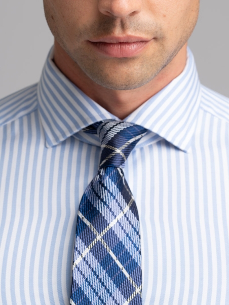Camisa de rayas para hombre de cuello semifrancés