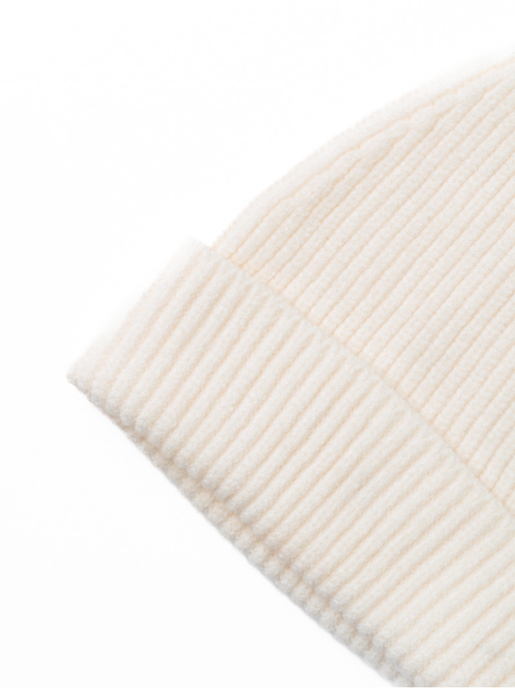Gorro de punto de canalé para mujer