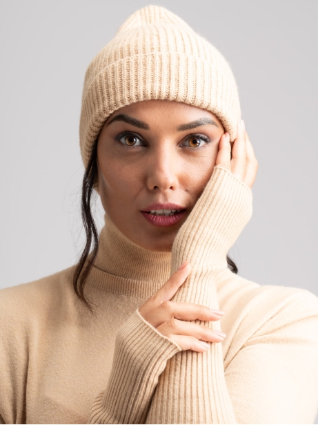 Gorro de punto de canalé para mujer
