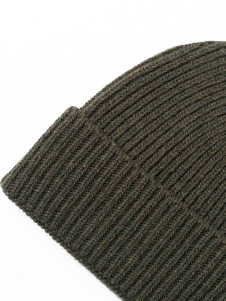 Gorro de lana para hombre con trenza