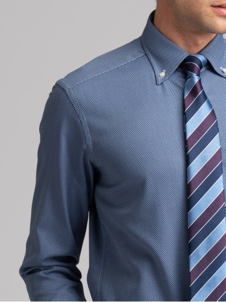 Camisa regular azul y celeste con cuello abotonado para hombre 2