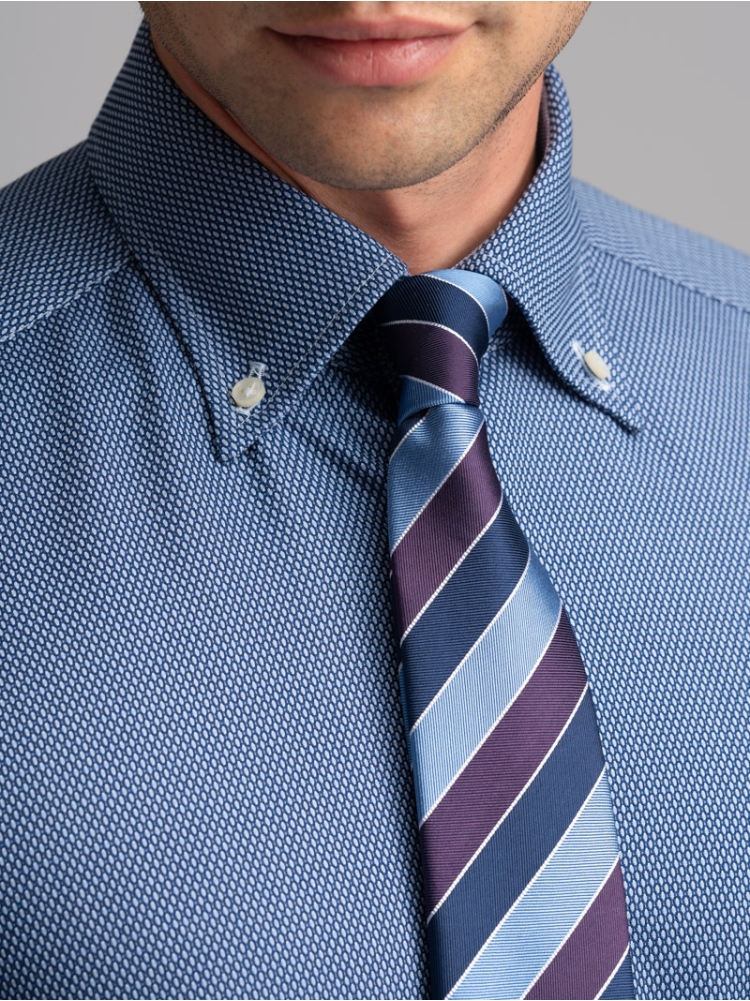 Camisa regular azul y celeste con cuello abotonado para hombre