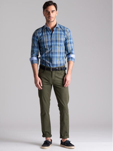 Camisa de madrás para hombre con cuello semifrancés y parches