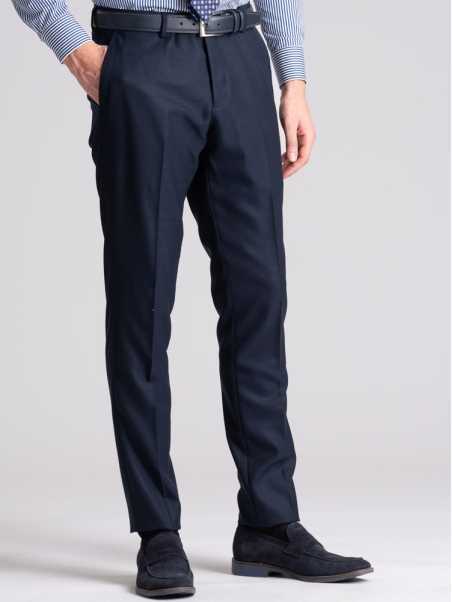 Traje de hombre en tejido azul de lana fría