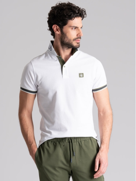 Polo de hombre de media manga con cuello estampado