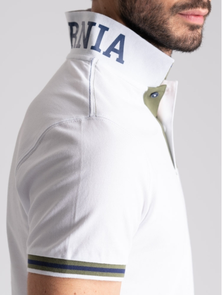 Polo de hombre de media manga con cuello estampado