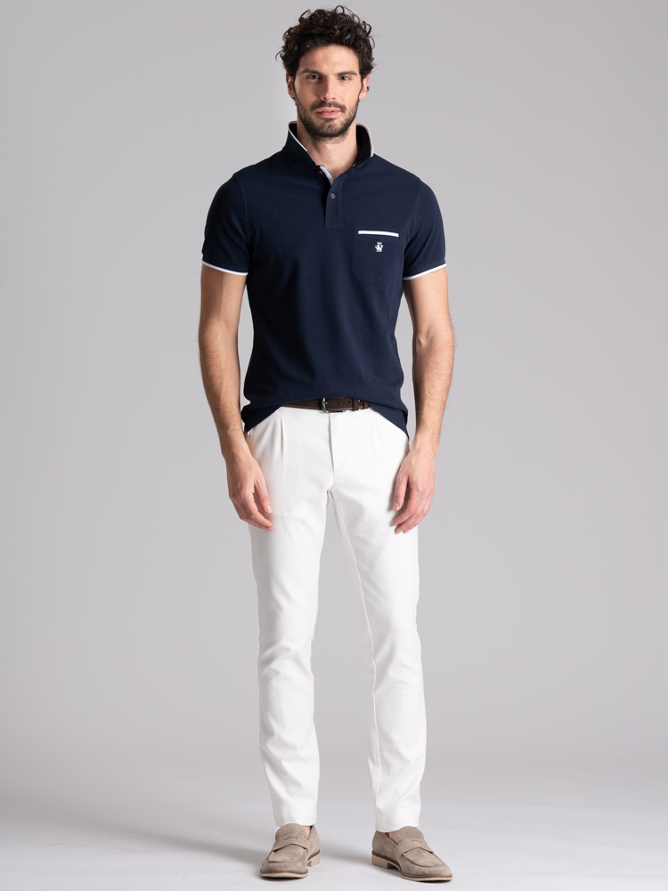 Polo de media manga de color liso para hombre con bolsillo