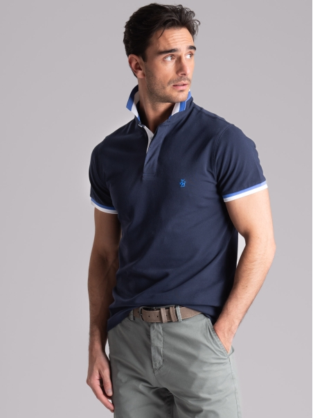 Polo masculino de media manga con inserciones de poliéster
