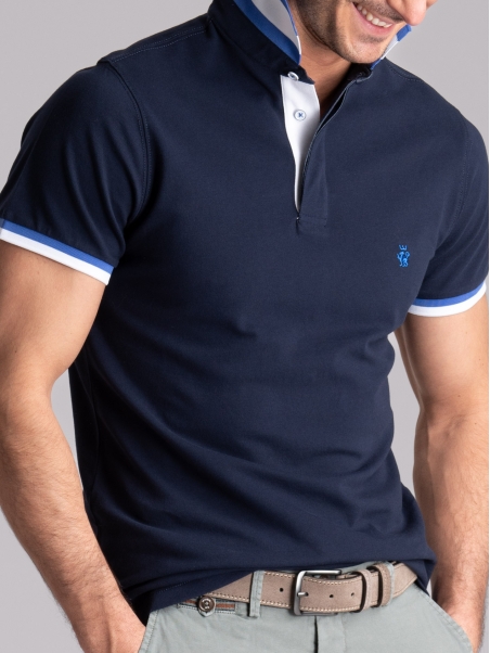 Polo masculino de media manga con inserciones de poliéster