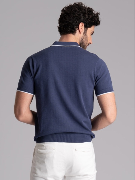 Polo de hombre de media manga en punto por cable con contrastes