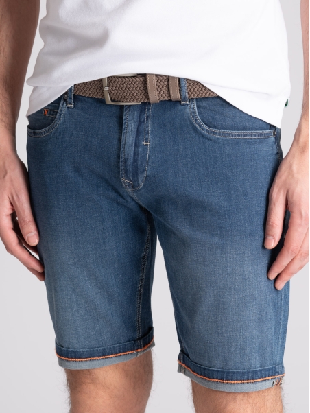 Bermudas de hombre en tejido vaquero claro de lavado medio