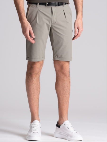 Bermudas TECNO de hombre con pinzas