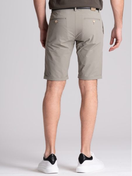 Bermudas TECNO de hombre con pinzas