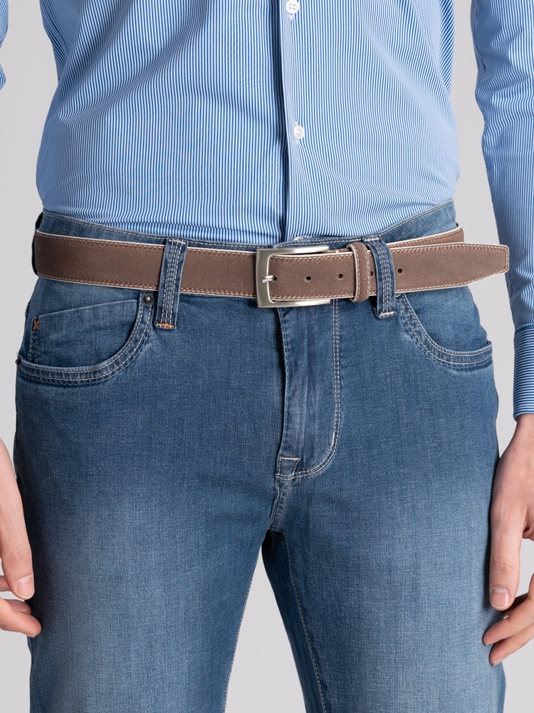 Vaqueros de cinco bolsillos para hombre en denim claro