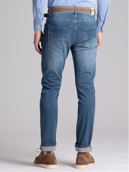 Vaqueros de cinco bolsillos para hombre en denim claro
