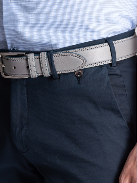 Pantalón chino de espiga para hombre con microdentaduras