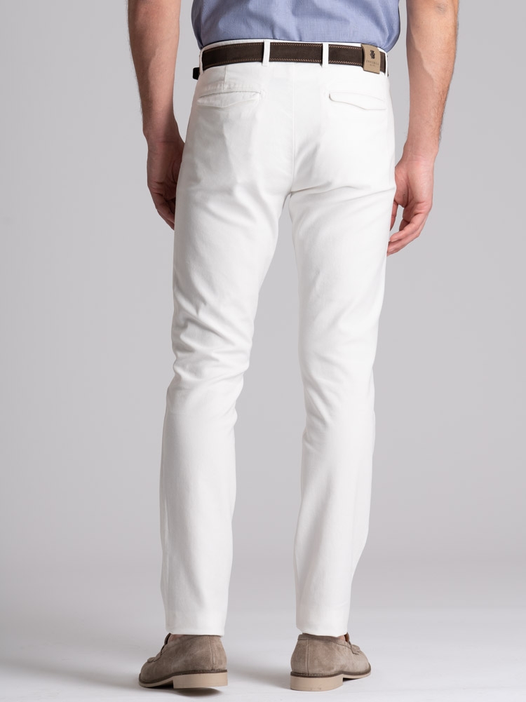 Pantalón chino de hombre en tejido blindado viejo